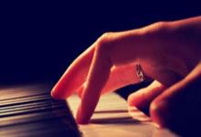 虎扑体育官网：英超-福登破门难救主 曼城客场1-2维拉掉出欧战区.