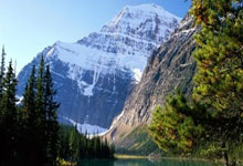 虎扑体育官网：格纳布里怒喷拜仁？拜仁拍短片反对传播虚假信息和网络暴力.